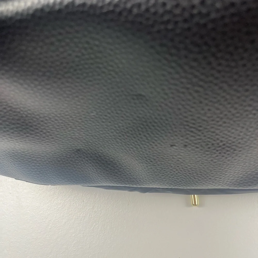 New TOMMY BAHAMA Puff Backpack black